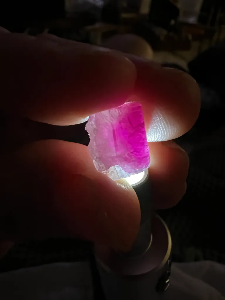 Pezzottaite from Madagascar, Haute Matsiatra, Ambalavao District, Ambalavao - 10037 image