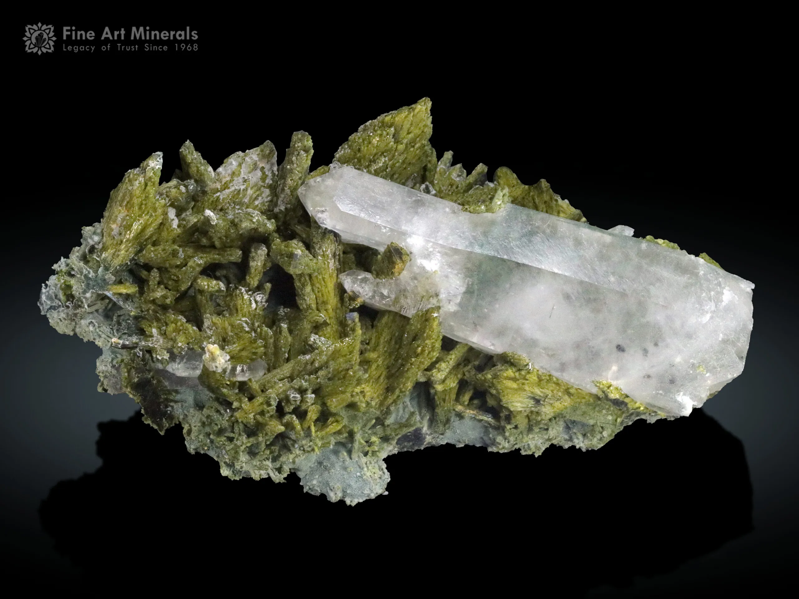 Phantom Inclusion Chlorine Quartz with Epidote from Pakistan - image 1