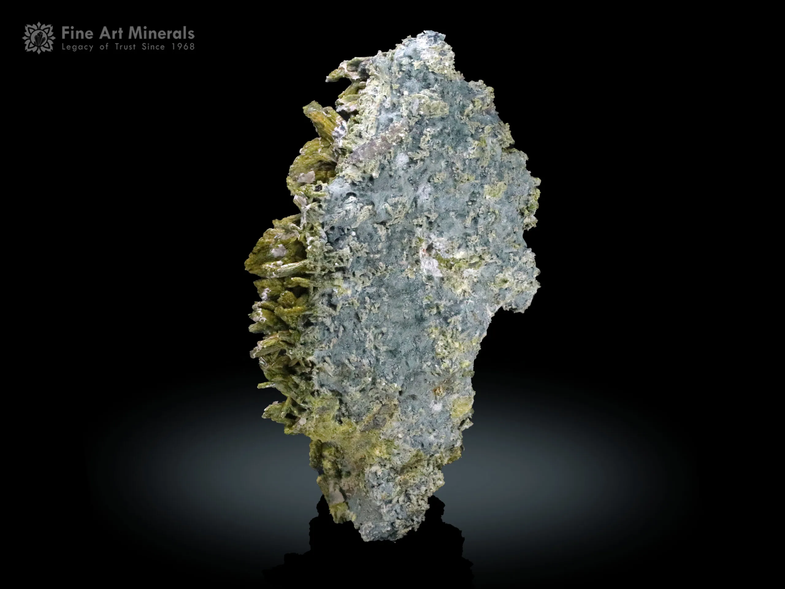 Phantom Inclusion Chlorine Quartz with Epidote from Pakistan - image 2