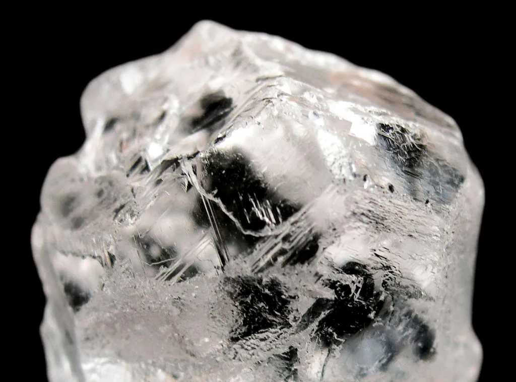 Phenakite - image 3