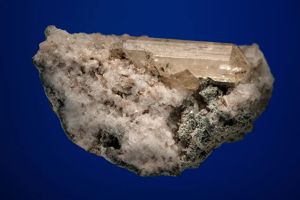 Phenakite - image 4