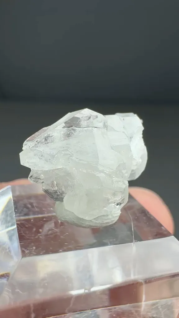 Phenakite - image 2