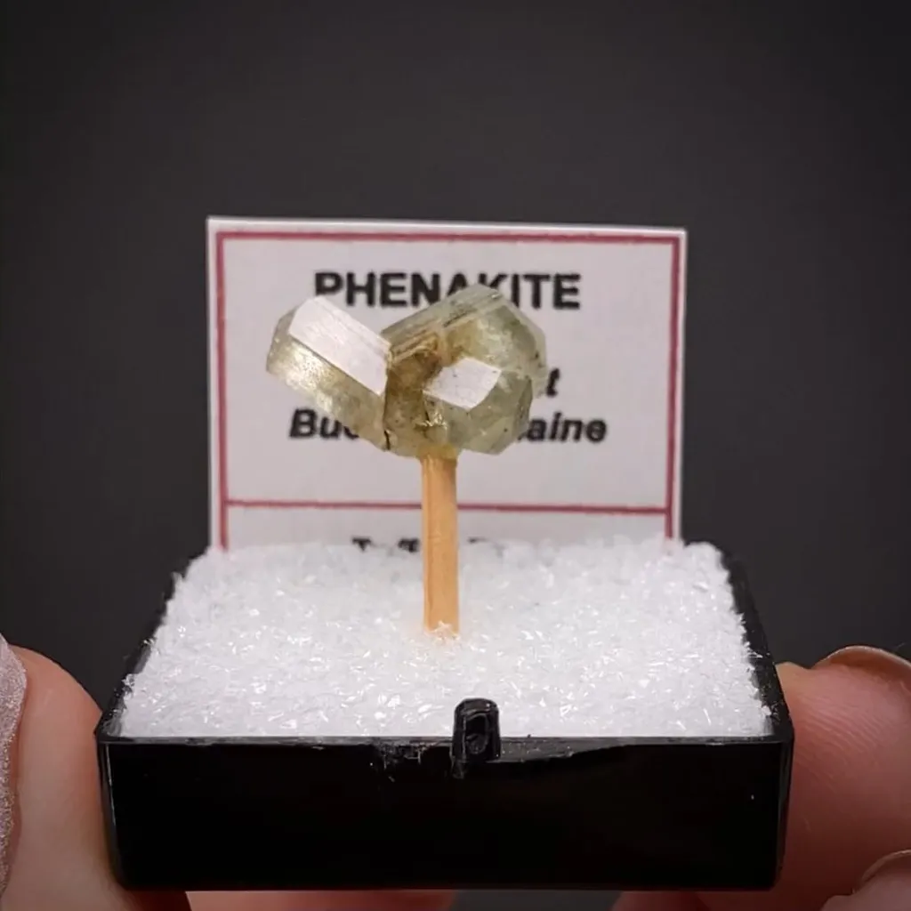 Phenakite image