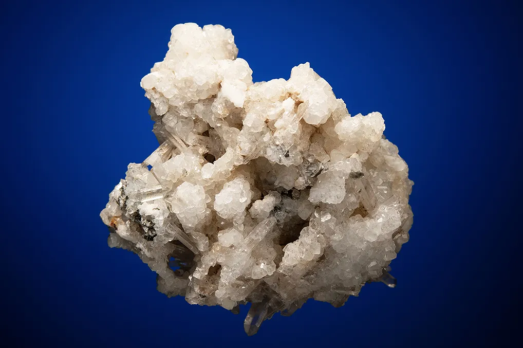 Phenakite after Beryl (?) with Quartz - image 3