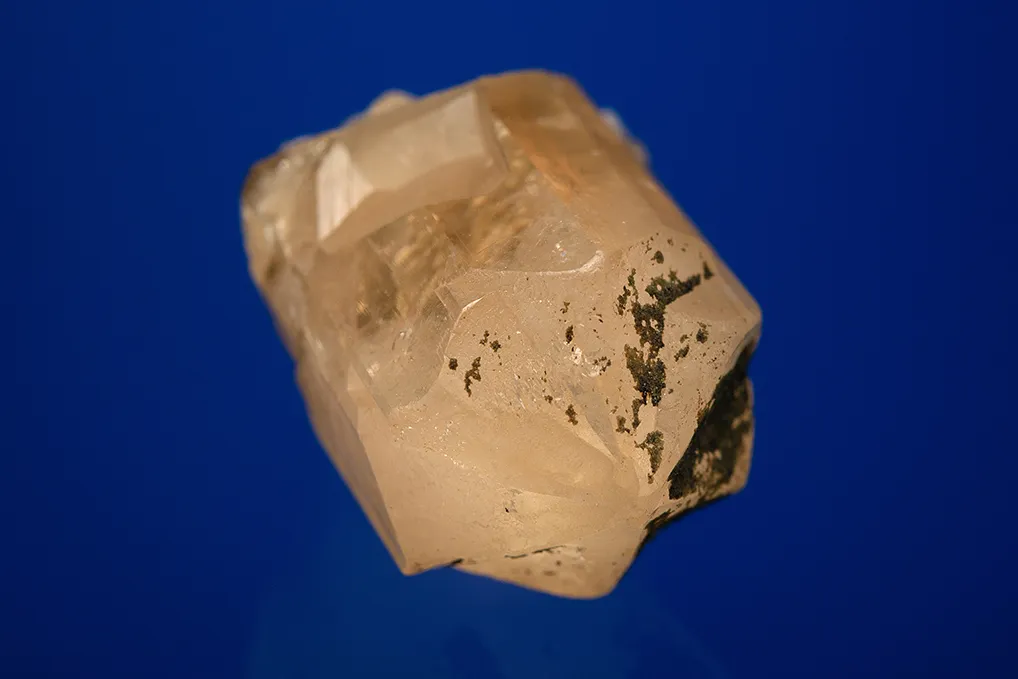 Phenakite "Drill bit twin" - image 4
