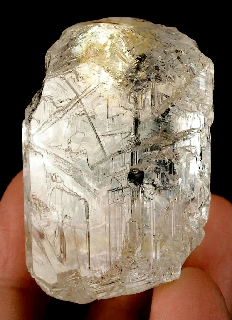 Phenakite - image 3