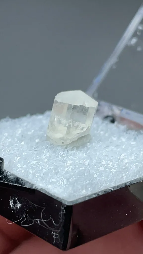 Phenakite - image 2