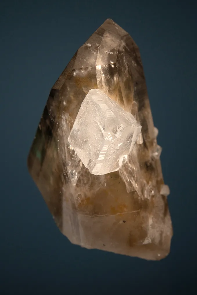 Phenakite on Quartz var. Smoky - image 3