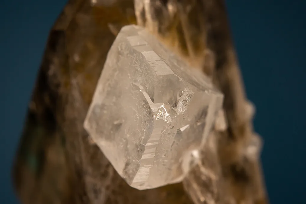 Phenakite on Quartz var. Smoky - image 2