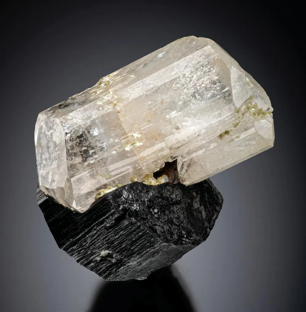 Phenakite, Schorl - image 1