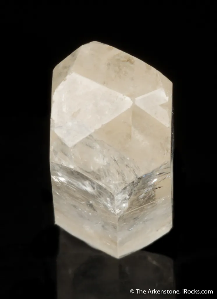 Phenakite (twinned) - image 2