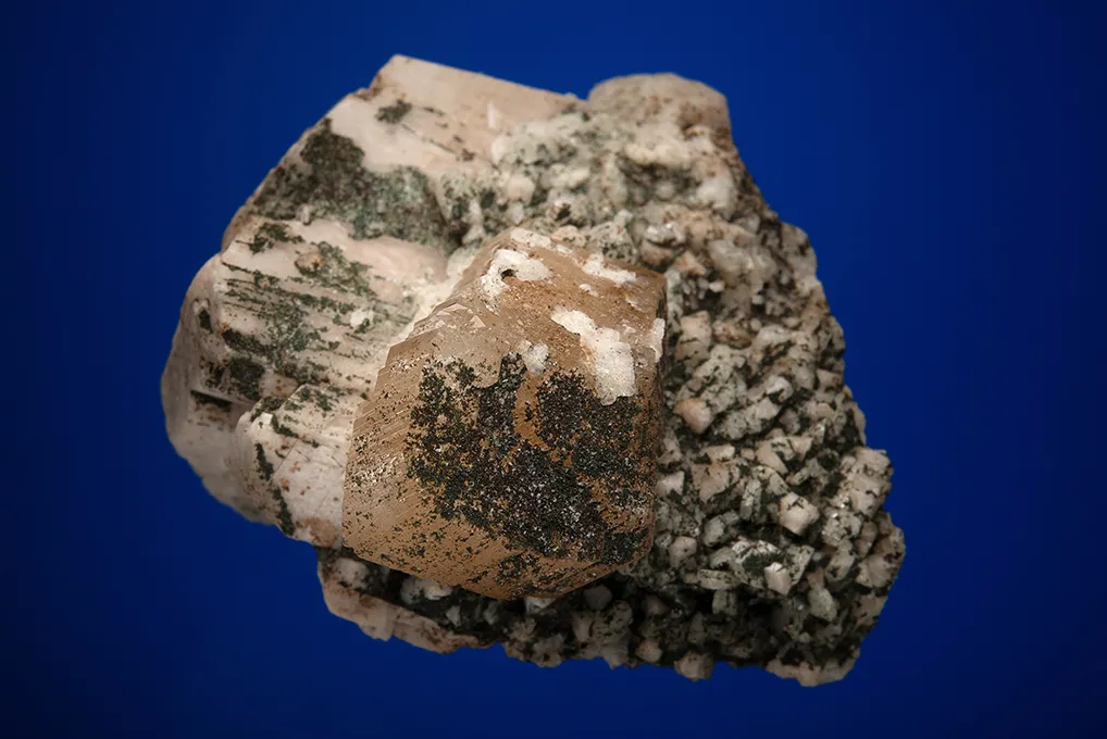Phenakite with Albite on Microcline - image 4
