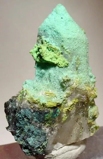 Philipsburgite, Mimetite, Gypsum (Var: Selenite), Quartz image
