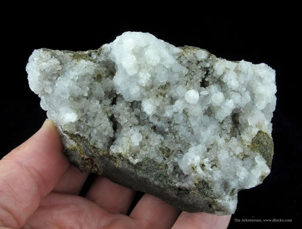Phillipsite image