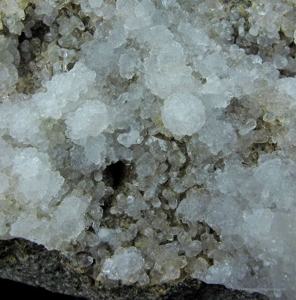 Phillipsite - image 3