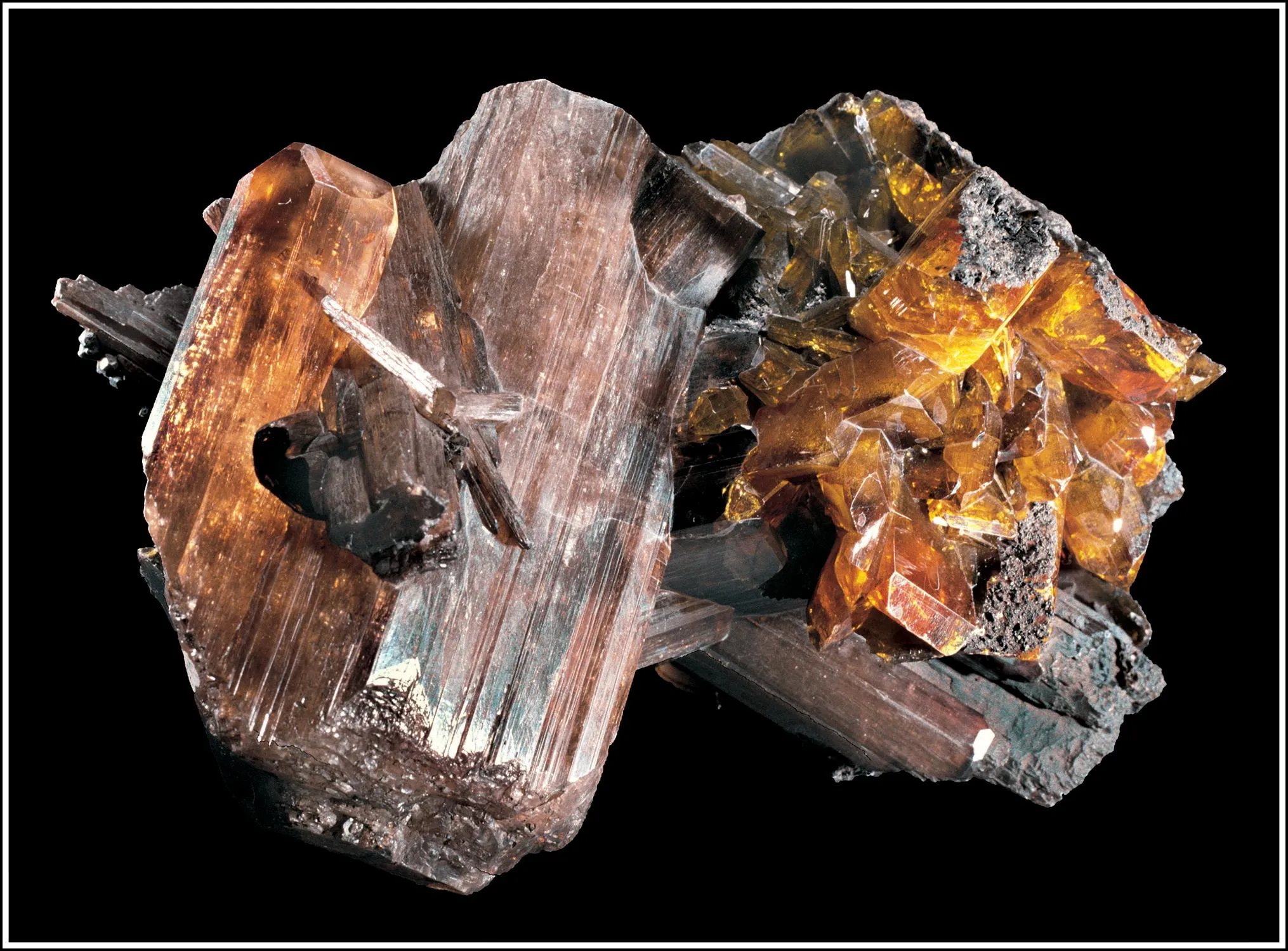 Phosgenite, Anglesite - image 1