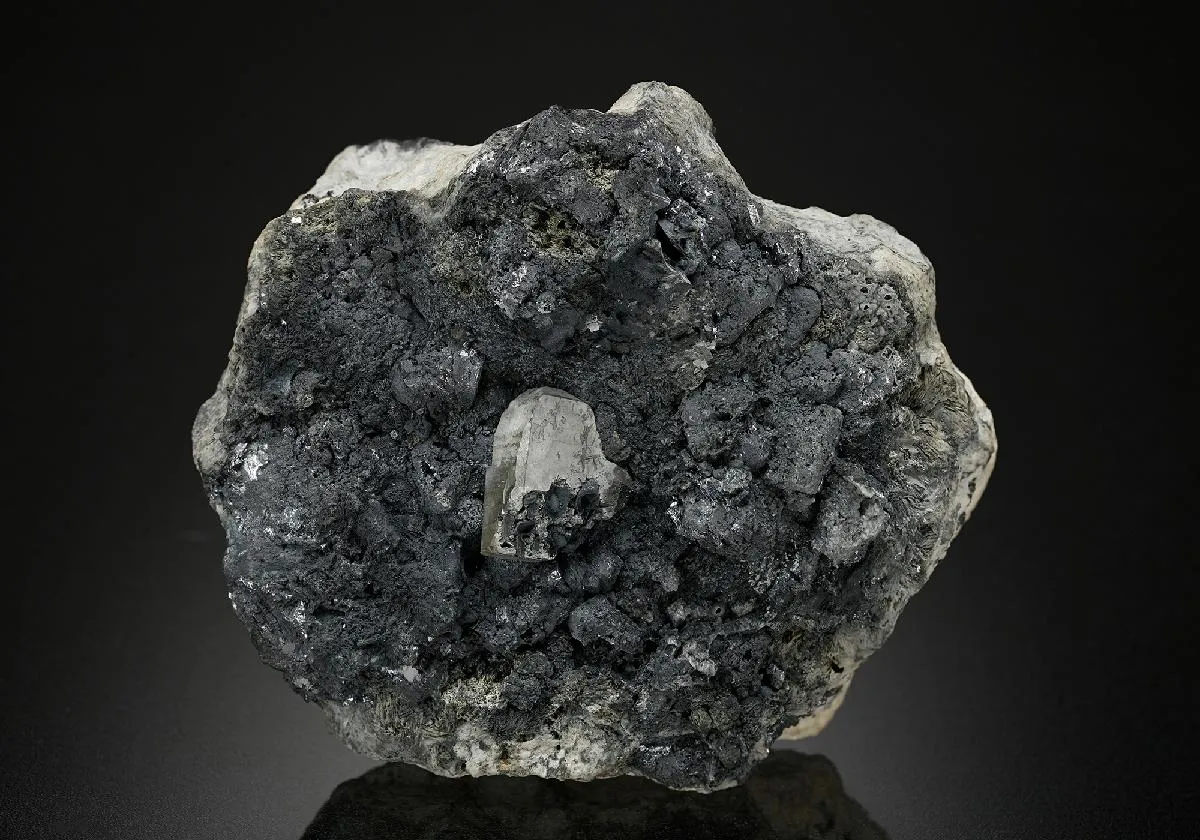 Phosgenite on Galena on Baryte - image 1