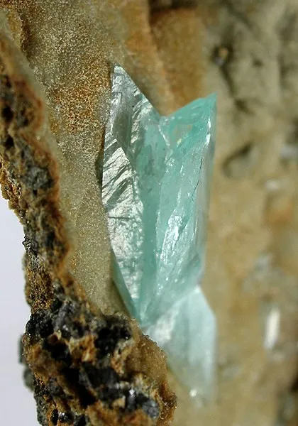 Phosphophyllite - image 3