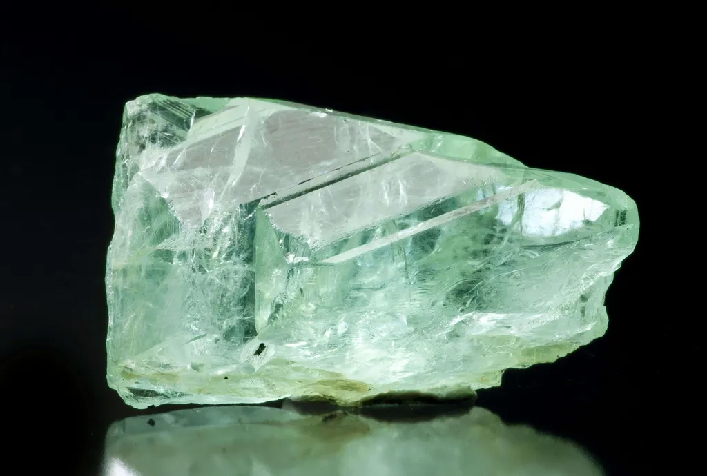 Phosphophyllite - image 2