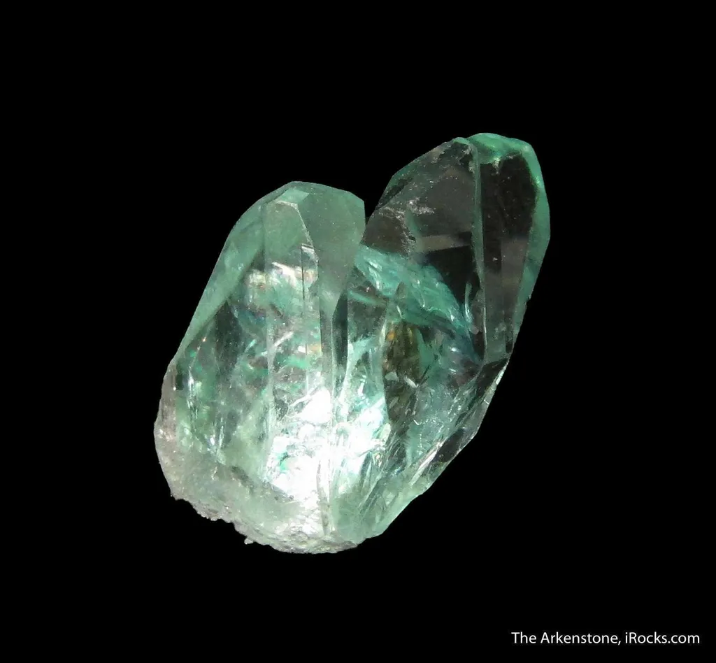 Phosphophyllite cluster - image 4