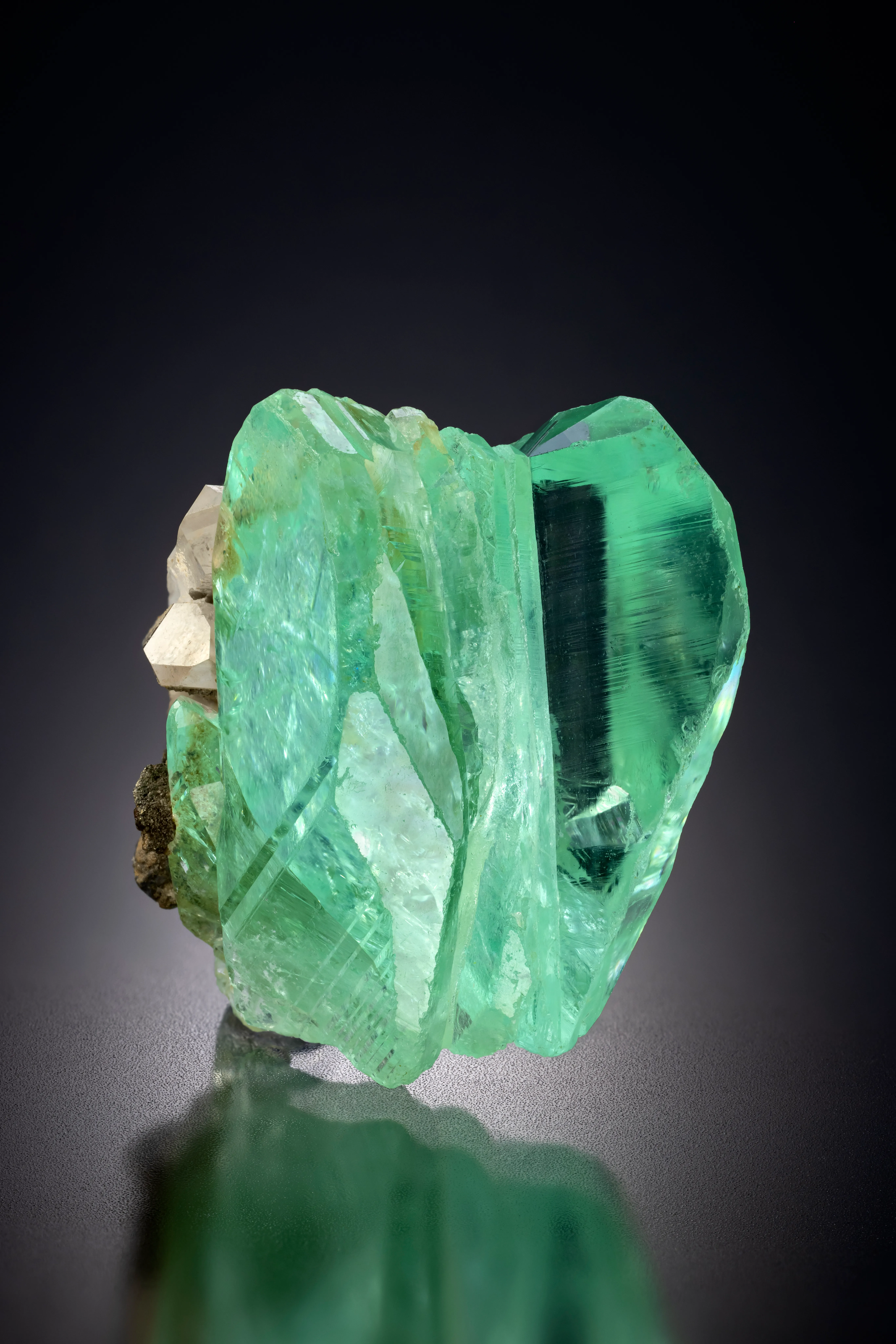 Phosphophyllite with Quartz - image 2