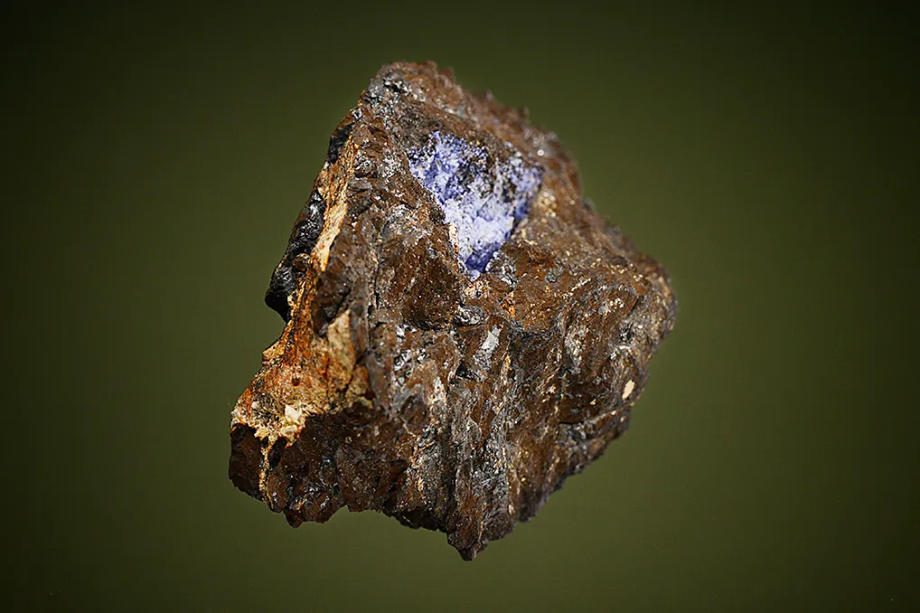 PHOSPHOSIDERITE on Lithiophilite - image 5