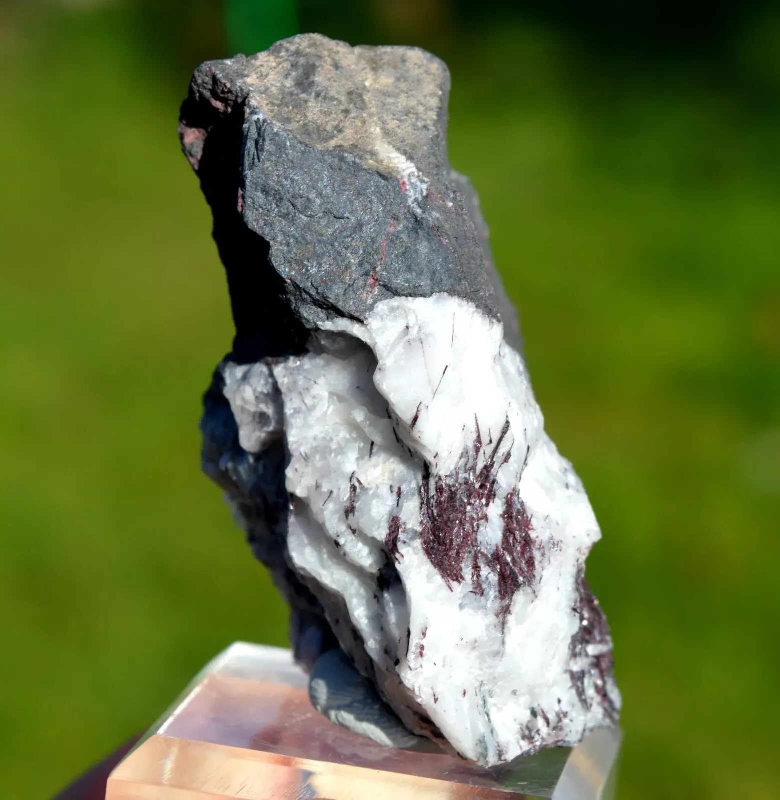 Piemontite 112 grams - Falotta, Tinizong, Albula Region, Grisons, Switzerland - image 3