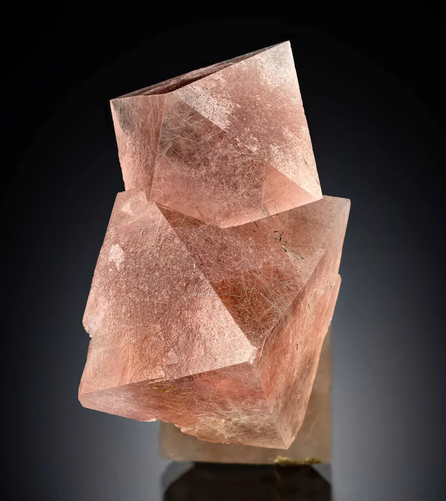 Pink Fluorite image