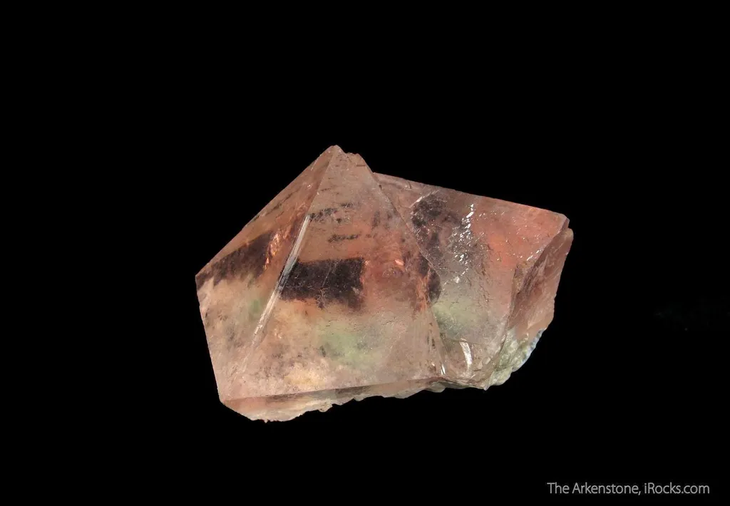 Pink Fluorite (fluorescent) image