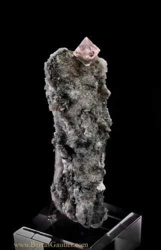 Pink Fluorite - Quartz - image 2