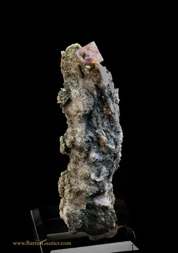 Pink Fluorite - Quartz - image 4