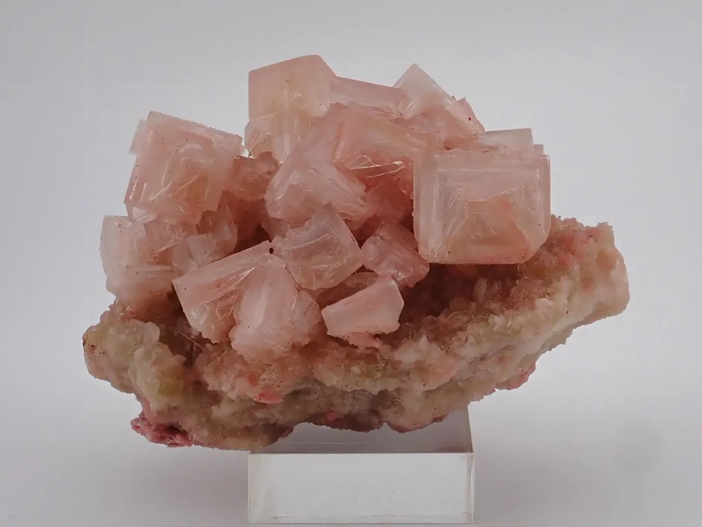 Pink Halite - image 3
