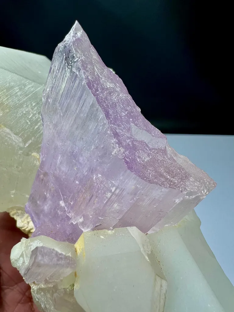 Pink Kunzite Crystals Specimen Combine With DT Quartz - image 2