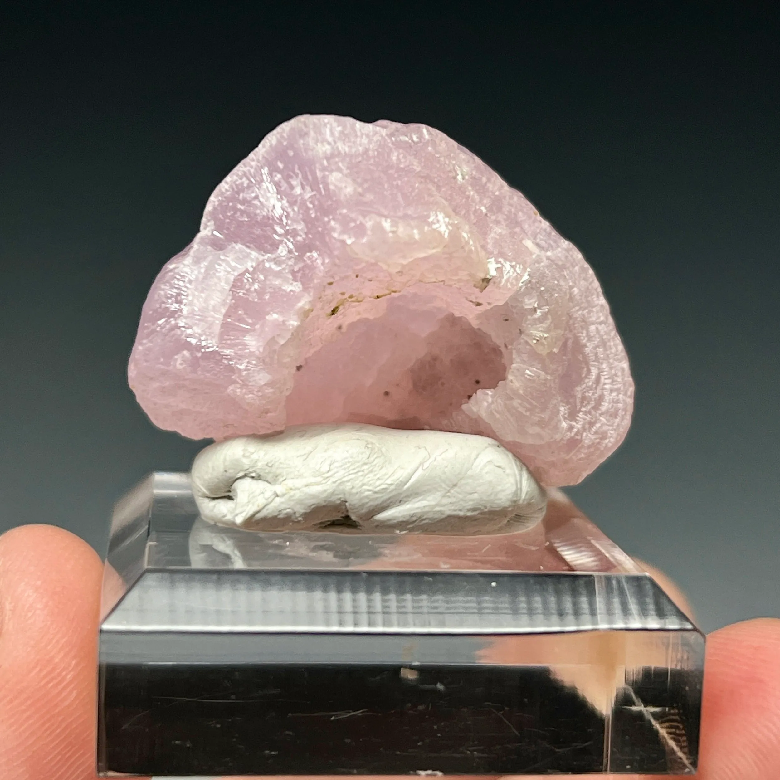 Pink Smithsonite - image 4