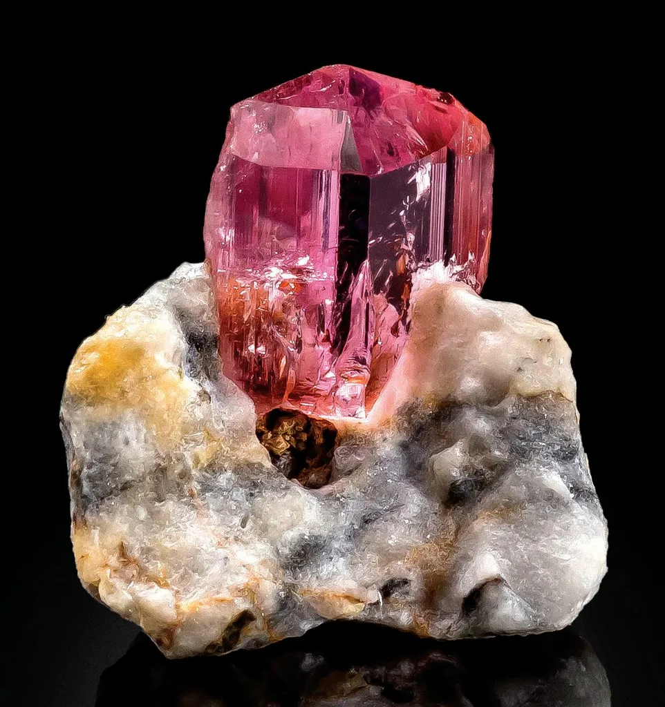 Pink Topaz image