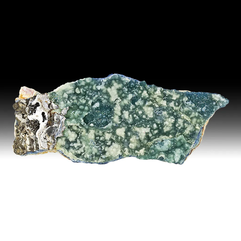 Plumbogummite image