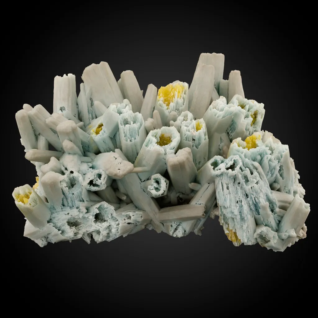 Plumbogummite a. Pyromorphite image