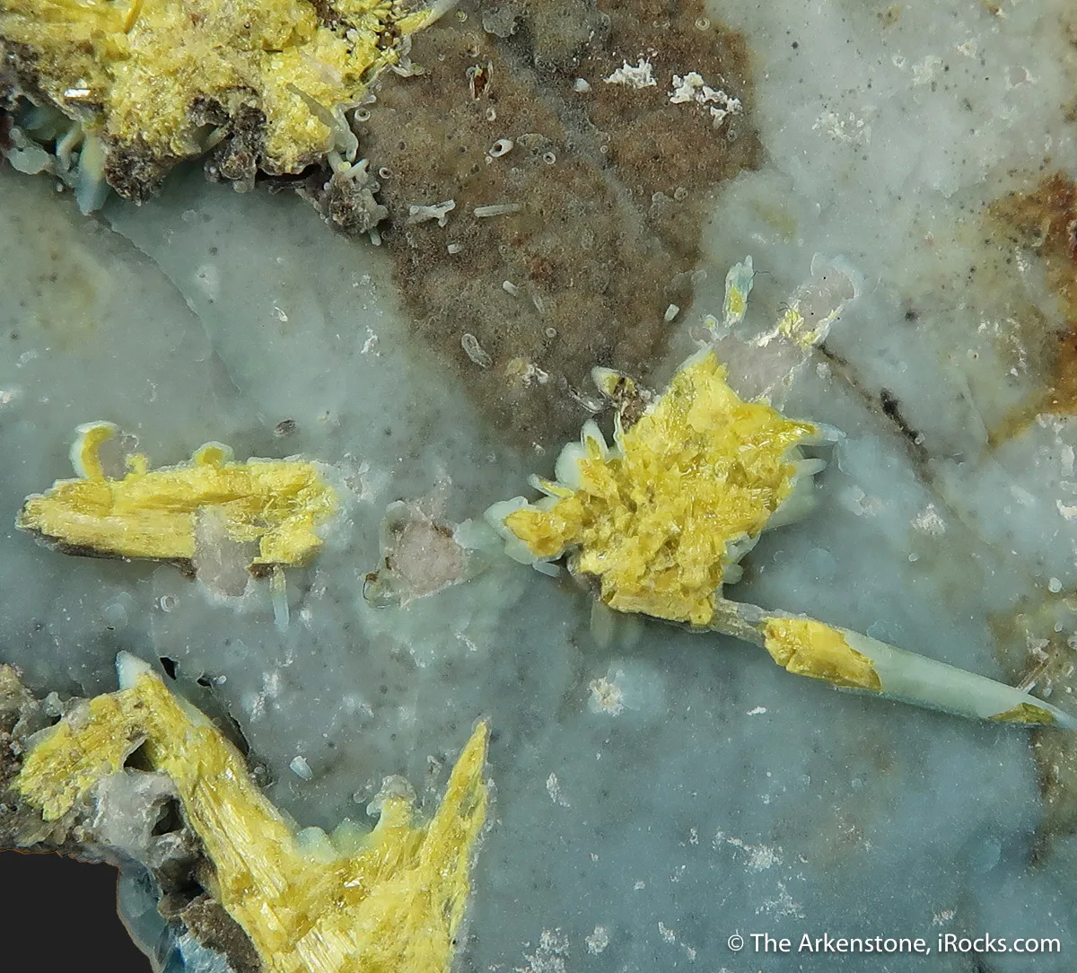 Plumbogummite and Pyromorphite - image 6