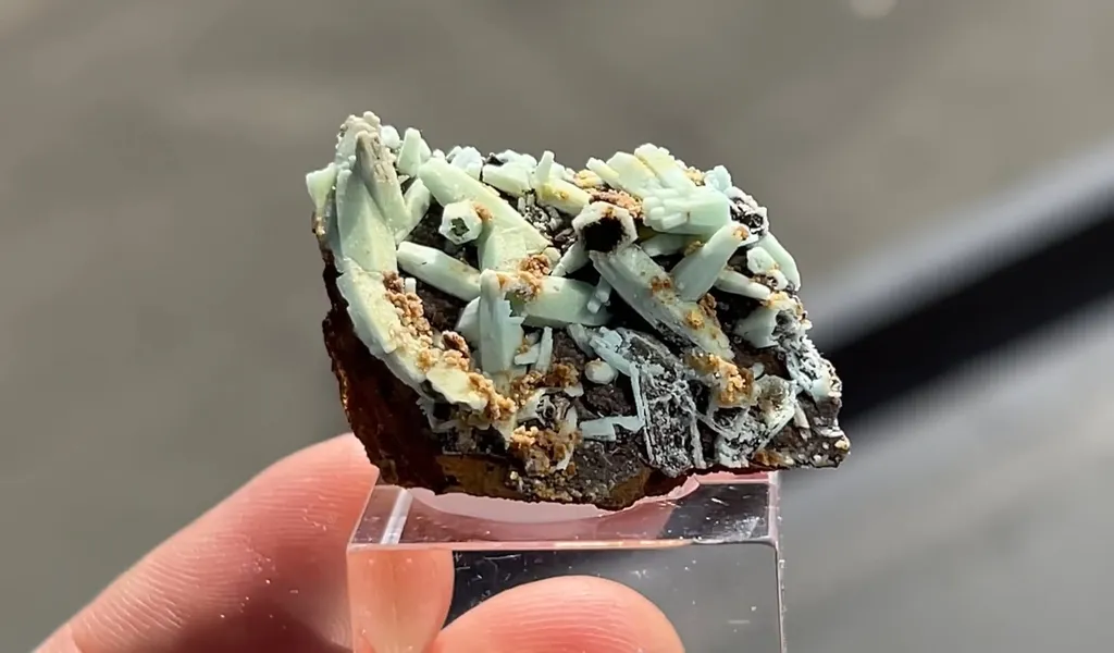 Plumbogummite post Pyromorphite - image 2
