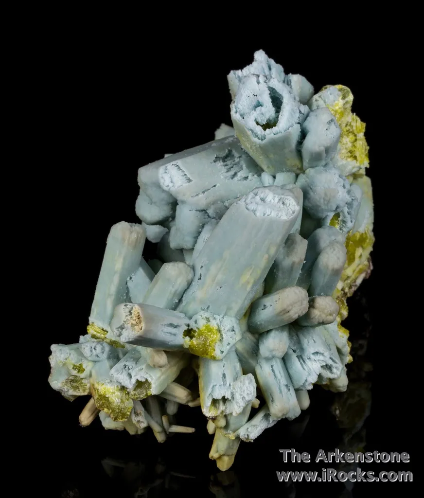 Plumbogummite ps Pyromorphite - image 3