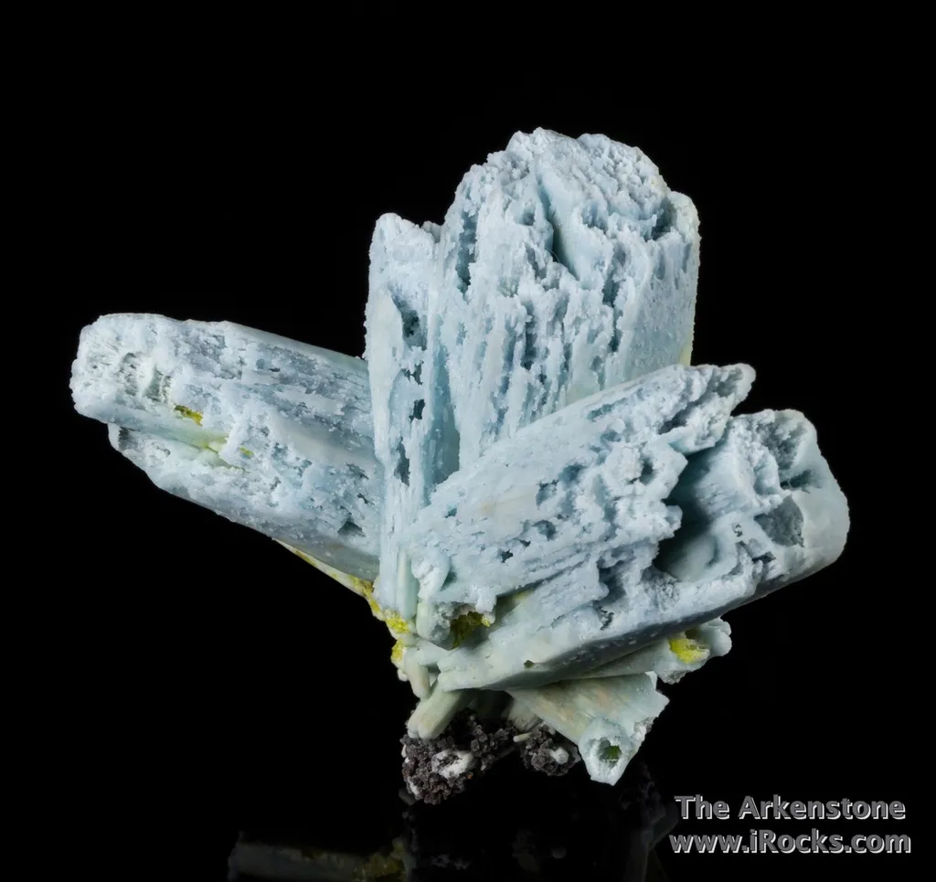 Plumbogummite ps Pyromorphite - image 2