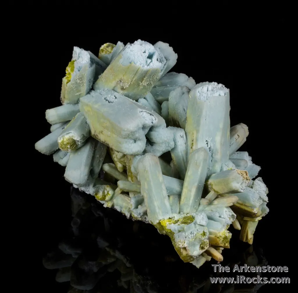 Plumbogummite ps Pyromorphite image