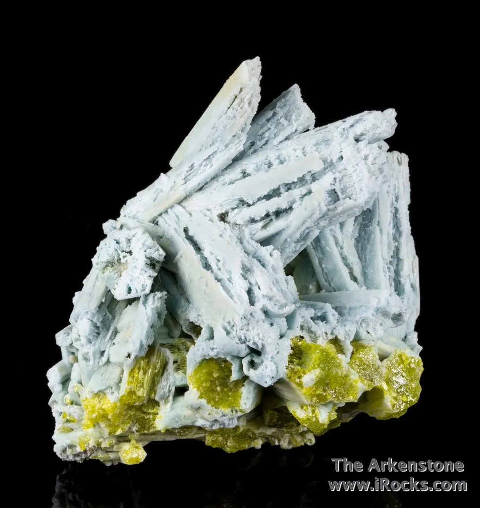 Plumbogummite ps Pyromorphite image