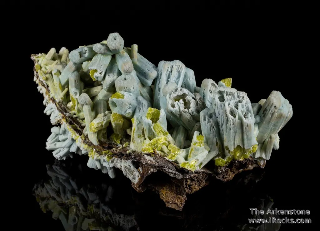 Plumbogummite ps Pyromorphite - image 2