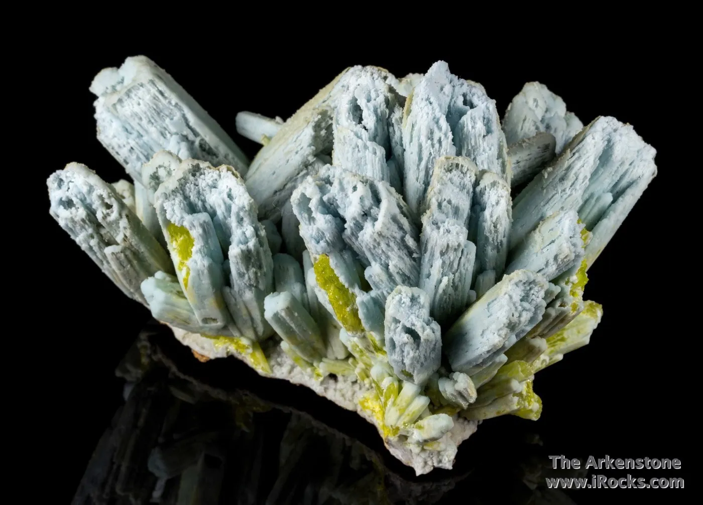 Plumbogummite ps Pyromorphite - image 1