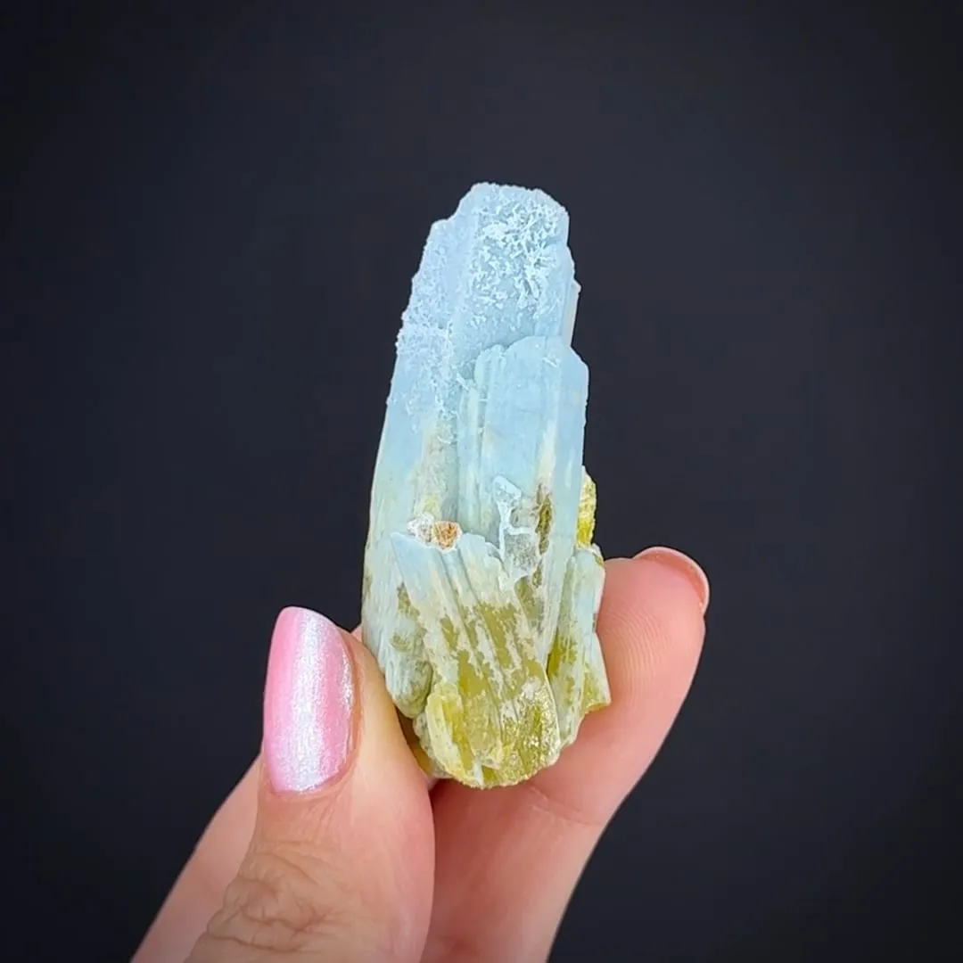 Plumbogummite ps. Pyromorphite on Pyromorphite - image 1