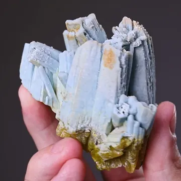 Plumbogummite Pseudomorph After Pyromorphite