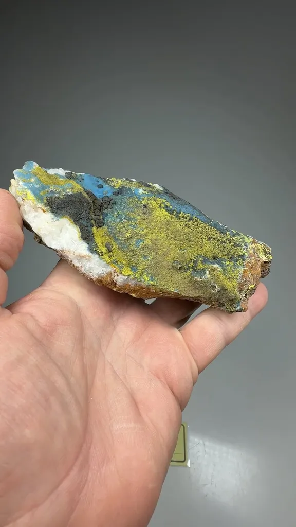 Plumbogummite with Pyromorphite - image 2