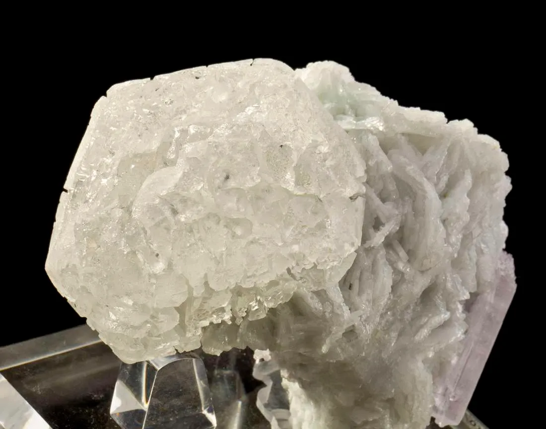 Pollucite, Albite, Kunzite - image 2