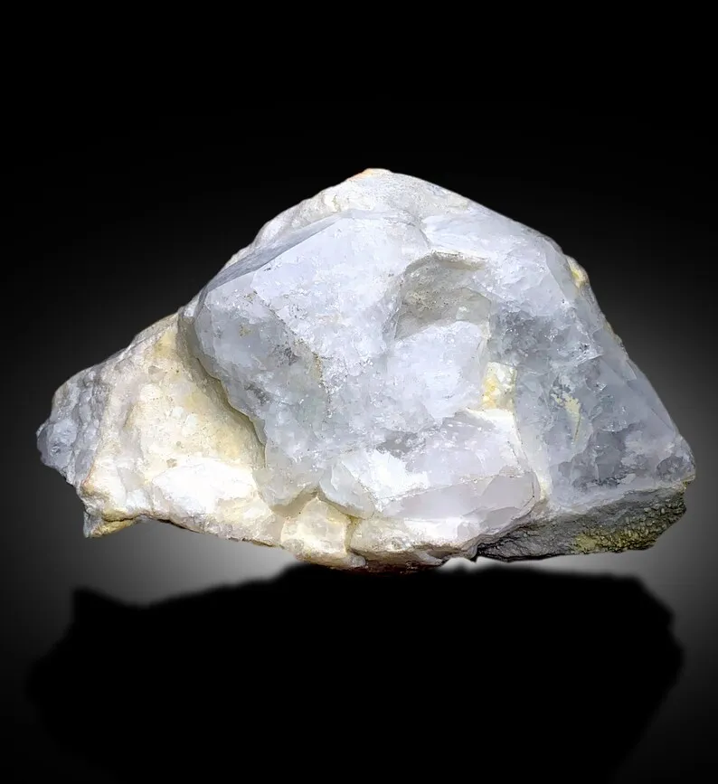 Pollucite from Pakistan - image 3